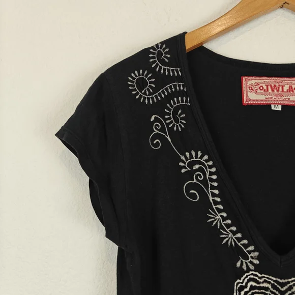 Johnny Was JWLA Floral Embroidered T-shirt Dress in Black Y2K Size Medium - Picture 9 of 15